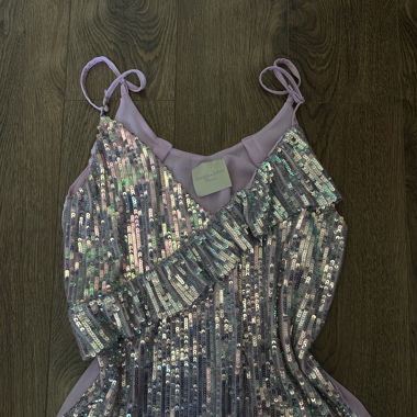 Lila Top mit Pailletten