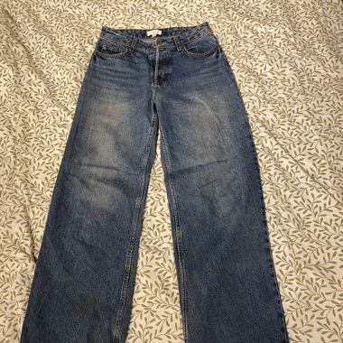 Wide jeans