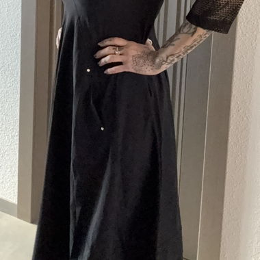 Robe noire MCPlanet manches en résille