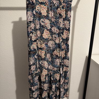 FLORAL MAXI SKIRT