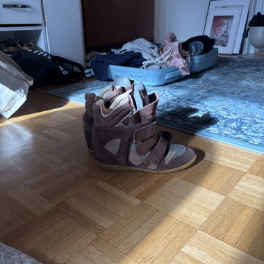 Isabel Marant wedge sneakers – suede, needs repair