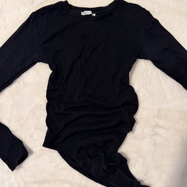 ZARA schwarzes Langarmshirt