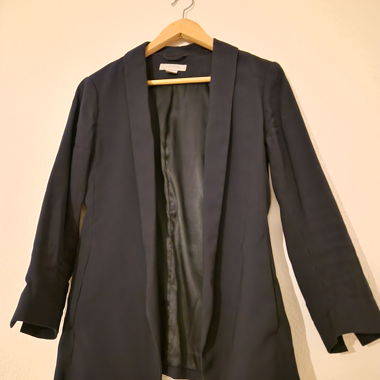 Blazer blu navy aperto davanti