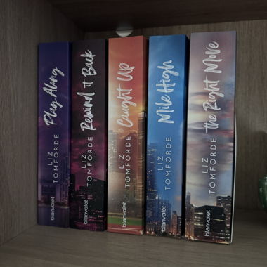 Liz Tomforde Book Set