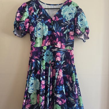 Gebluemtes Kleid