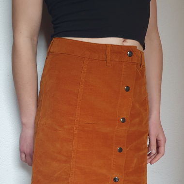 Jupe courte en velours