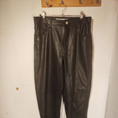 BERSHKA Lederhose
