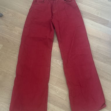 Rote Hose/Jeans