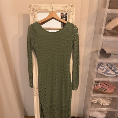 Bershka Kleid