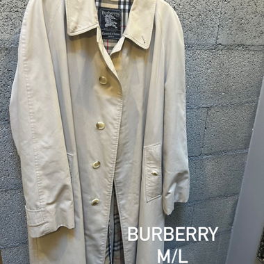Beige Burberry Trench M/L good condition