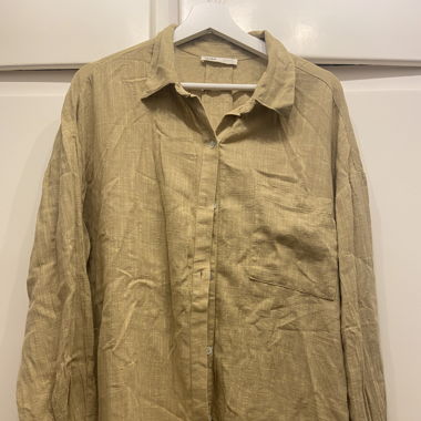Oversized Bluse in olive grün