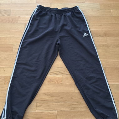 Vintage Adidas Authentic Jogginghose schwarz