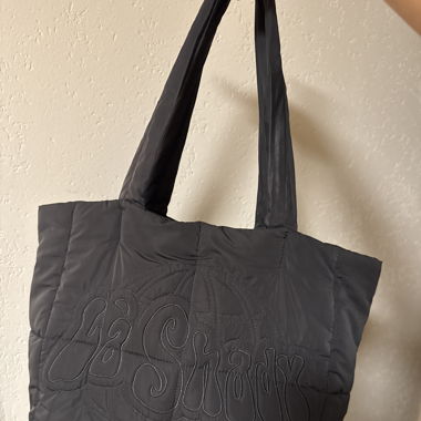 La shady puffer bag