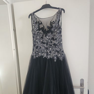 Luxury Festkleid von Wicky Gr. 34