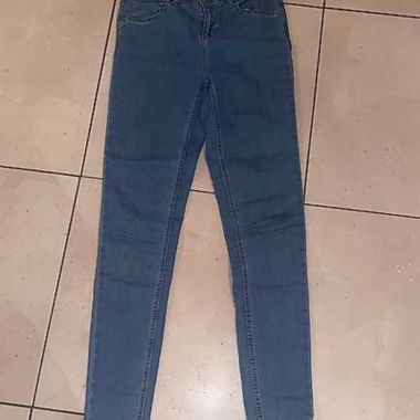 Skinny jeans