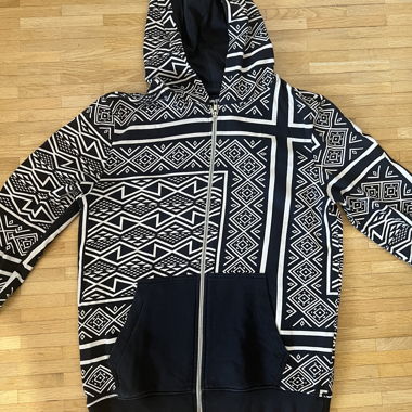 Schwarz-weißer Reißverschluss-Hoodie