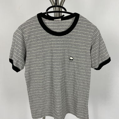 alien t-shirt