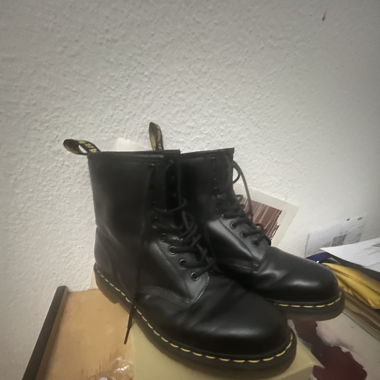 Barely worn Dr. Martens 