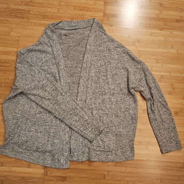 Cardigan en maille gris chiné