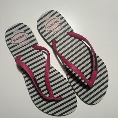 Gestreifte Havaianas slim