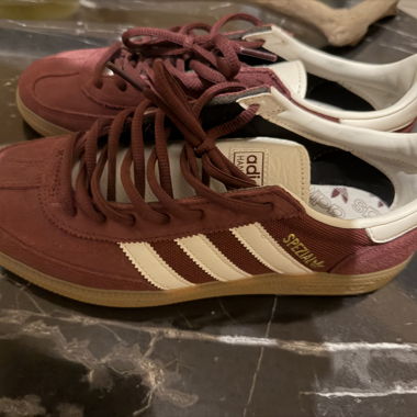 Adidas spezial