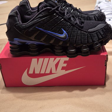Baskets Nike Shox noires
