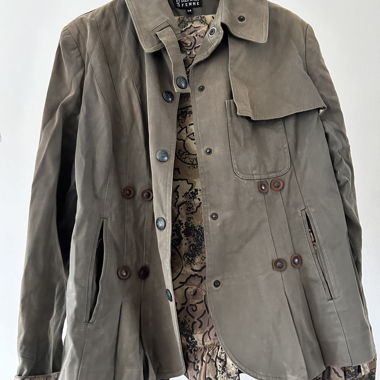 Elegant Jacket for All Occasions