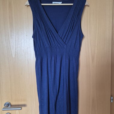 Blaue ärmellose ONLY-Kleid