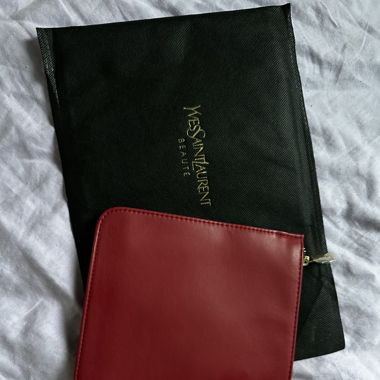 Trousse beauté YSL