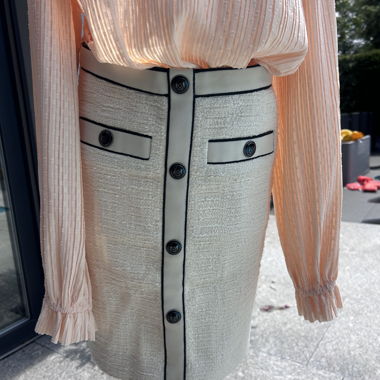 Maje cream tweed skirt in Chanel style 