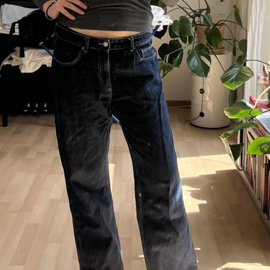 blue baggy zara jeans 