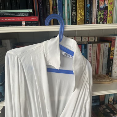 White shirt 
