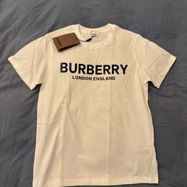 Burberry T-Shirt