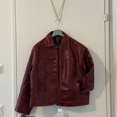Giacca rossa in similpelle