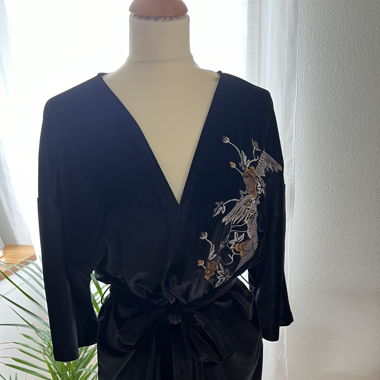 Wickelkleid Samtoptik