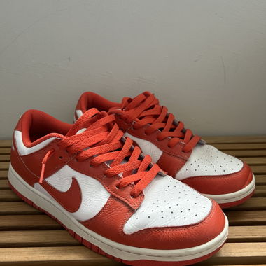 Nike Dunk Low orange et blanc