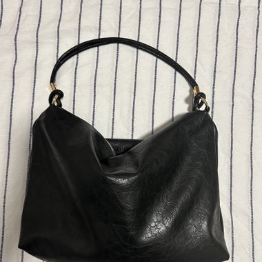 Black fake leather shoulder bag