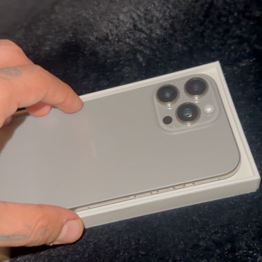 iPhone 16 Pro Max mit 3 Monaten Gebrauch