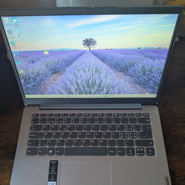 Laptop Lenovo Ideapad 1i