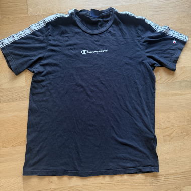 T-shirt Champion nero