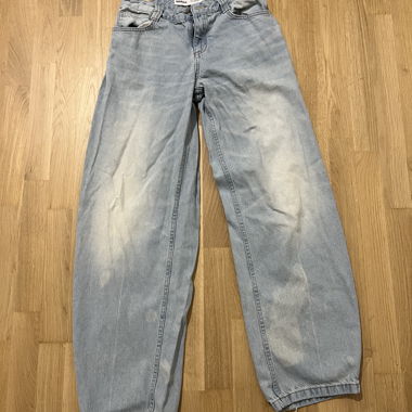Jeans boyfriend Bershka bleu clair taille 36