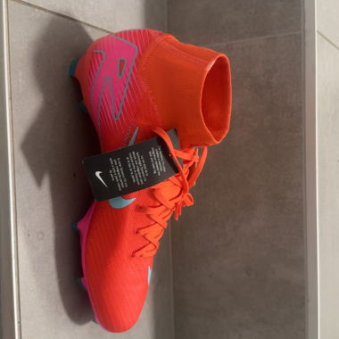 Nike Mercurial Cleats