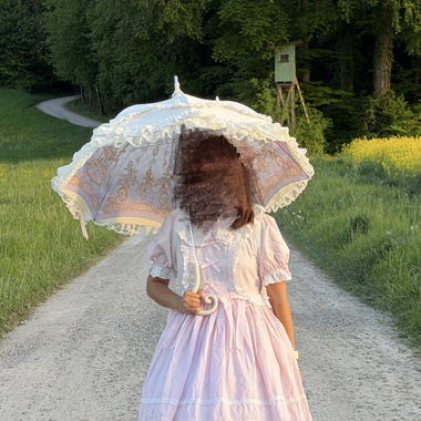 Schirm Lolita aus weisser Spitze