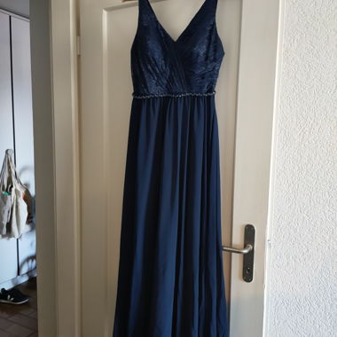 dunkelblaues festliches Kleid