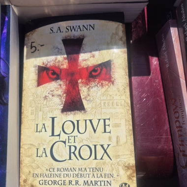 La Louve et la Croix