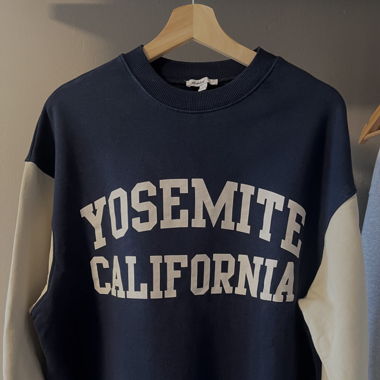blue oversized sweatshirt subdued