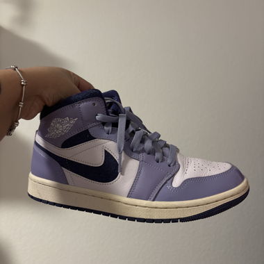 Nike Air Jordan Mid lila Sneaker