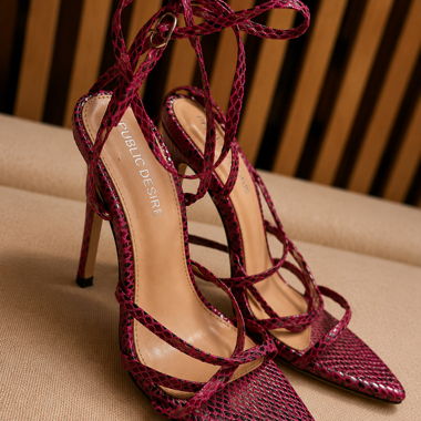 Pink High Heels mit Schnuerung