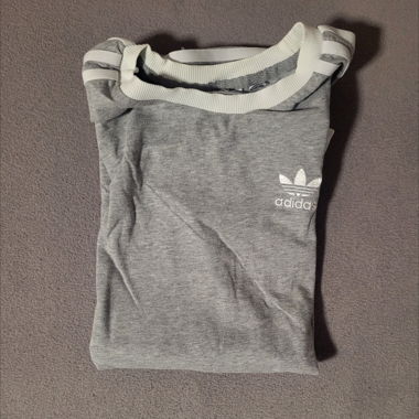 Adidas T-shirt 