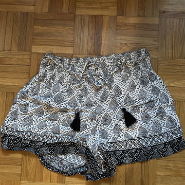 Short fluide à motif 